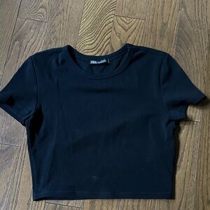 Zara black cropped Tee S